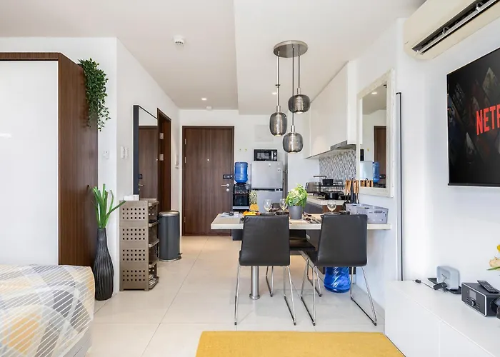 Stylish Studio At Tambuli Residences Ocean View 8Th Floor Tower C By Dominik *