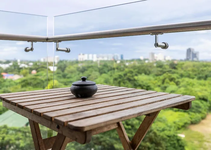 Stylish Studio At Tambuli Residences Ocean View 8Th Floor Tower C By Dominik