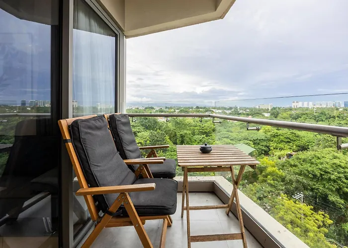 Stylish Studio At Tambuli Residences Ocean View 8Th Floor Tower C By Dominik *